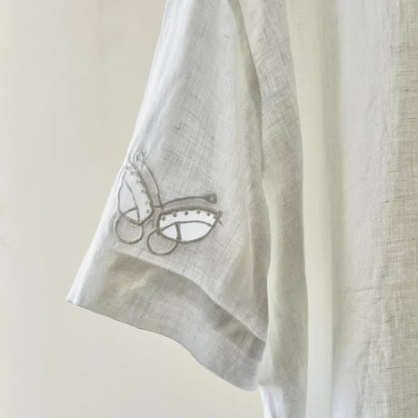 Vintage Butterfly Design Cut Lace Blouse