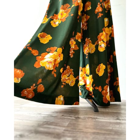 70-80's Vintage Flower Pattern No Sleeve Flare Pants Jump-suit
