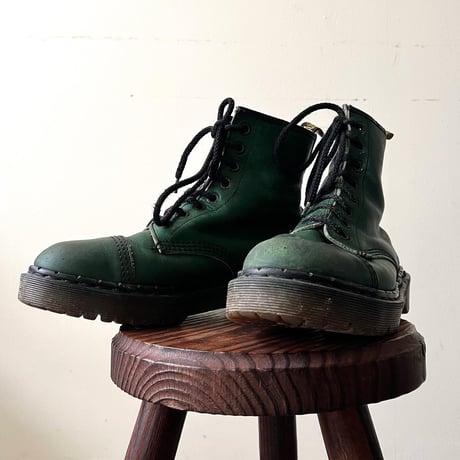 Dr.Marten's " Green Color " 8eye Boots (made in England)