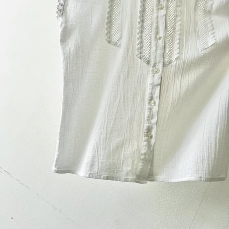 Vintage Lace Design Short Sleeve  Blouse