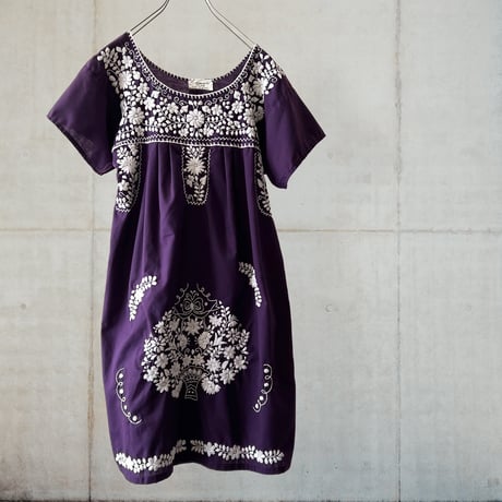 Vintage Embroidery Design Mexican Dress
