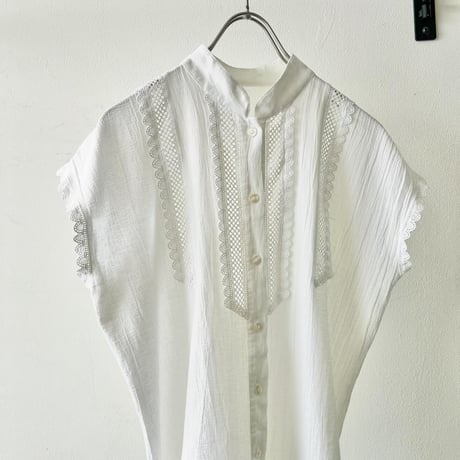 Vintage Lace Design Short Sleeve  Blouse