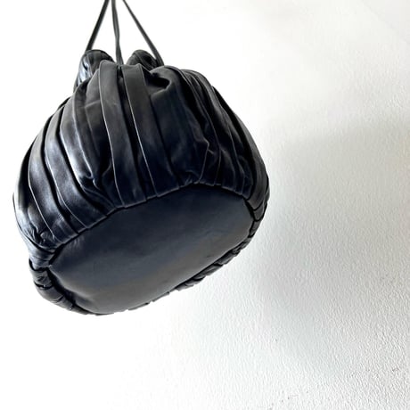 ︎Vintage Leather Drawstring Shoulder Bag