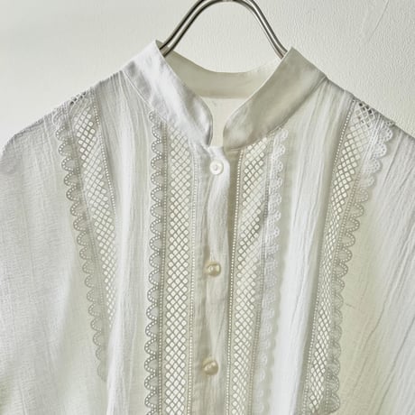 Vintage Lace Design Short Sleeve  Blouse