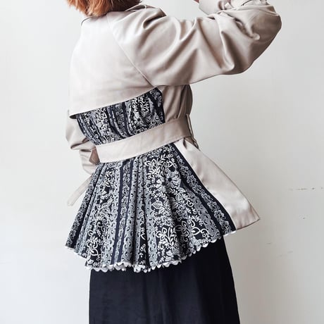 " Remake " Back Pleats Short Trench Coat