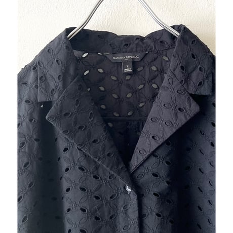 Banana Republic Cut Lace Design Blouse (黒)