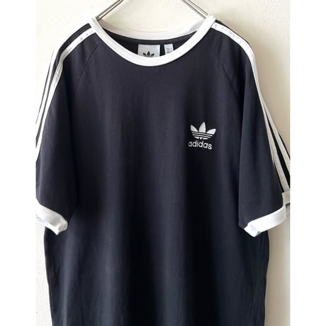 adidas originals 3stripes Tee