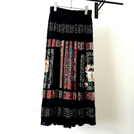 Vintage Flower Pattern Pleats Maxi Skirt