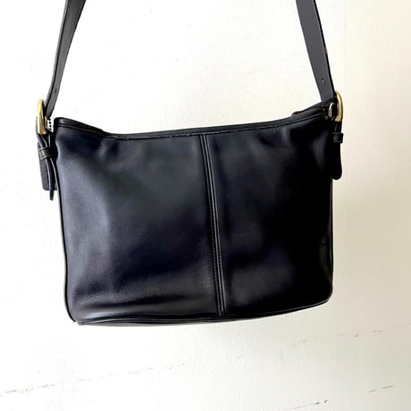 Old Coach "Black" Leather Shoulder Bag
