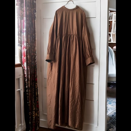 Mocha Mousse Color Gather Maxi Dress