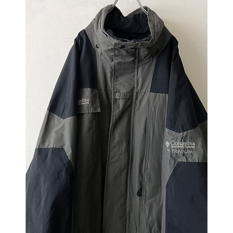 90's columbia Titanium Omuni Tech Mountain JKT