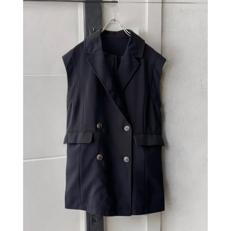 Double breasted No Sleeve Tailored JKT