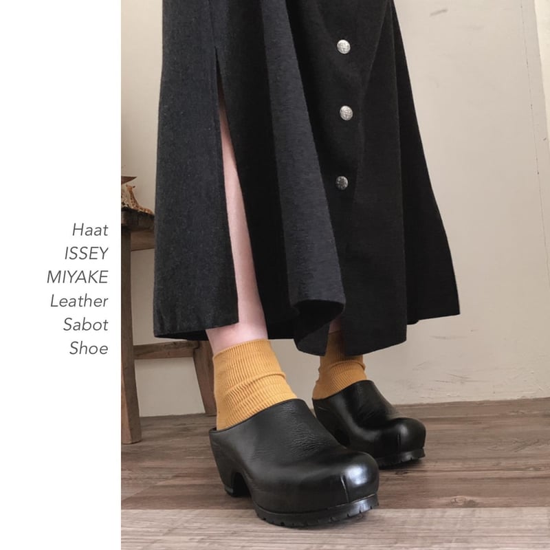 Haat ISSEY MIYAKE Leatherサボ | Taffee online store