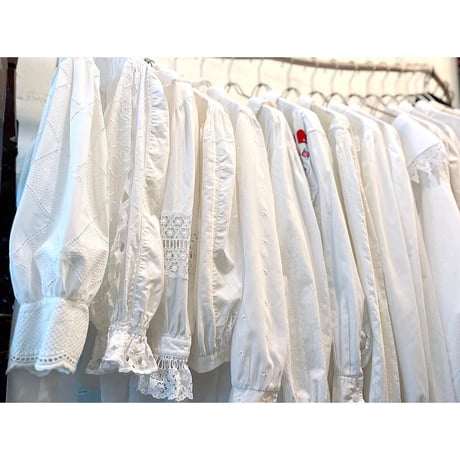 Euro Vintage Lace Design Shirt Blouse