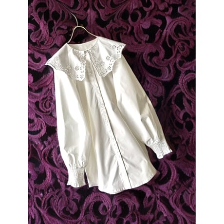 Lace Collar White Long Blouse