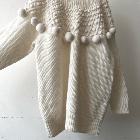 Vintage Pom-pom Design Aran Knit Sweater