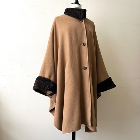Euro Vintage Fur Design Cape Coat