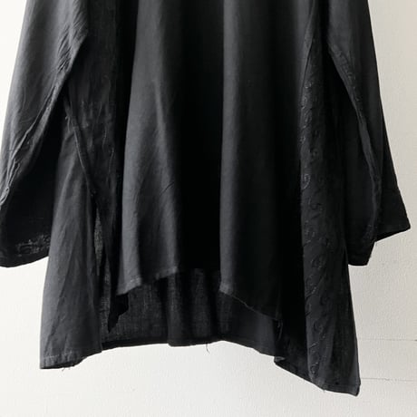 Vintage Embroidery Design Henley Neck Pullover(deadstock)