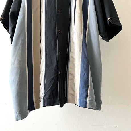 Vintage Line Design Open Collar Shirt