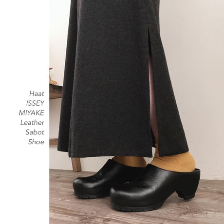 Haat ISSEY MIYAKE Leatherサボ