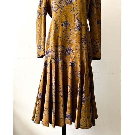 Vintage Botanical Pattern Back Belt Dress