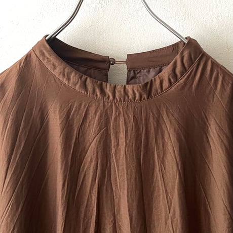 Mocha Mousse Color Gather Maxi Dress