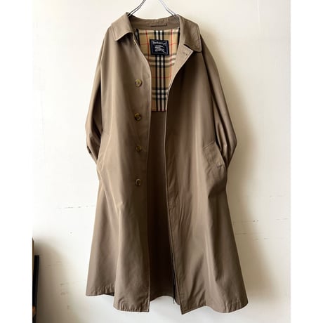 90's Burberrys' Balmacaan Coat (made in Spain)