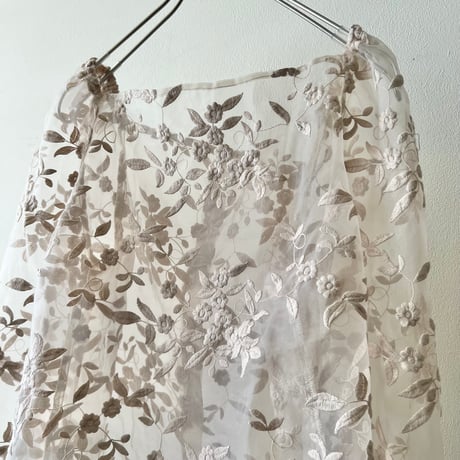 Embroidery Botanical Pattern Short Sheer Blouse