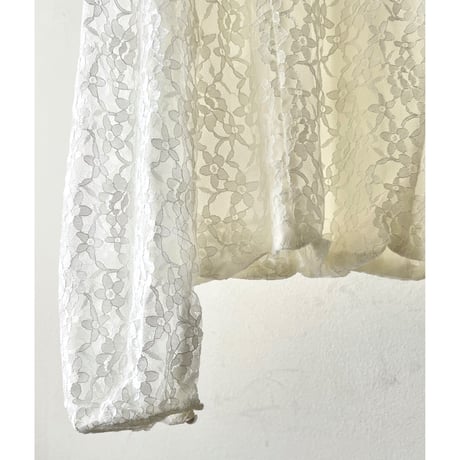 Vintage Bib Collar Lace Design Blouse