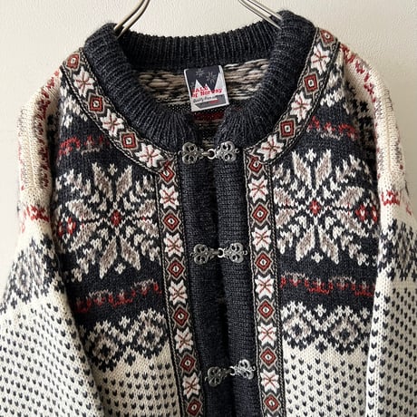 Euro Vintage DALE OF NORWAY Nordic Cardigan (made in Norway)