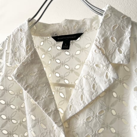 Banana Republic Cut Lace Design Blouse (白)