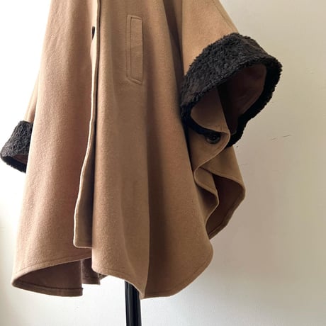 Euro Vintage Fur Design Cape Coat