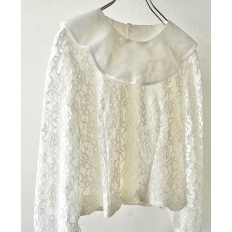 Vintage Bib Collar Lace Design Blouse