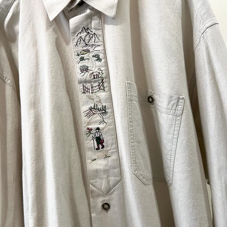 Euro Vintage Embroidery Design Shirt