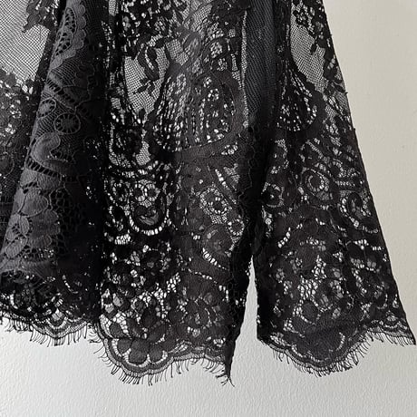 "See-through" Flower Pattern Lace Blouse