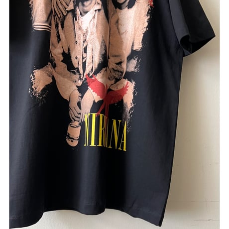 Import Glow in the dark Band Print Tee " NIRVANA "