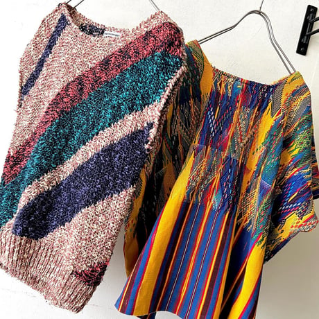 Vintage Geometric Pattern Handmade Design No Sleeve Pullover