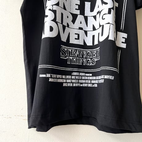 Import Stranger Things Tee ( size : L )