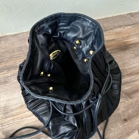 ︎Vintage Leather Drawstring Shoulder Bag