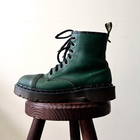 Dr.Marten's " Green Color " 8eye Boots (made in England)