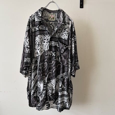 Euro Vintage Switch Pattern Payon Shirt