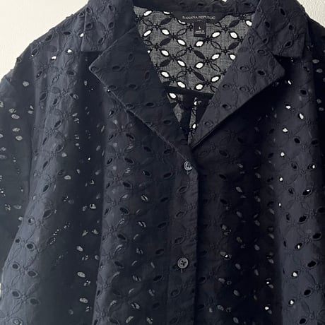 Banana Republic Cut Lace Design Blouse (黒)