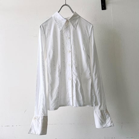Euro Vintage Embroidery Design Bell Sleeve Blouse