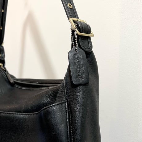 Old Coach "Black" Leather Shoulder Bag