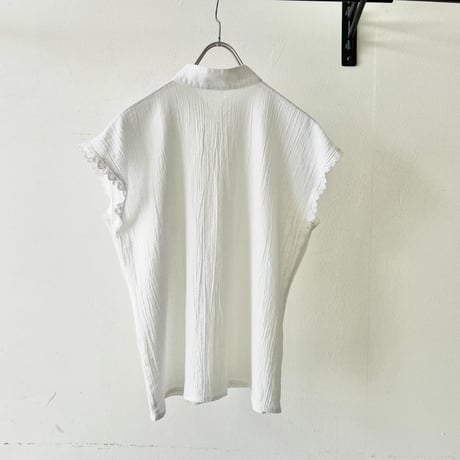 Vintage Lace Design Short Sleeve  Blouse