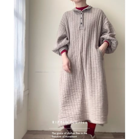 【即納品】ハイネックリブワンピース