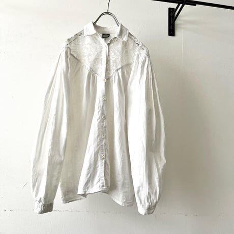 Euro Vintage Lace Design Shirt Blouse