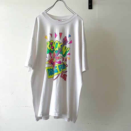 90-00's Neon Color Design Print Tee