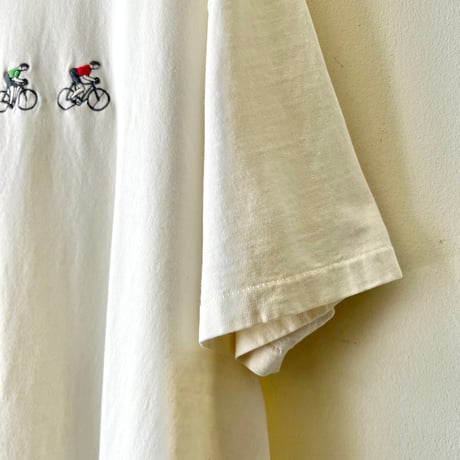 90's Cycling Embroidery Design Tee (made in USA)