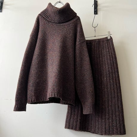 Vintage High Turtle Neck Knit Sweater and Rib Knit Skirt "2piece-sets"